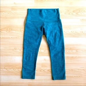 Lulu lemon crop leggings